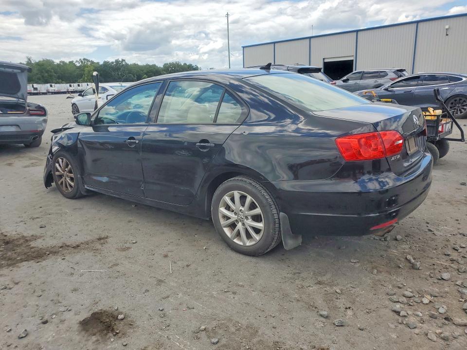 56241726 :رقم المزاد ، 3VWBP7AJ4CM110987 vin ، 2012 Volkswagen Jetta مزاد بيع