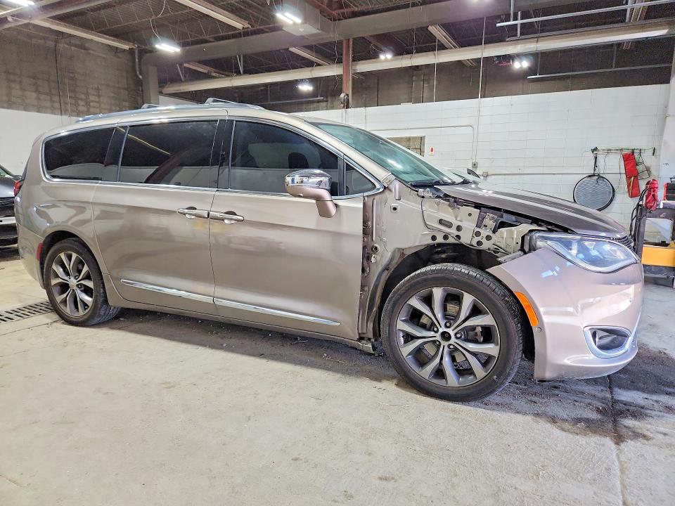 Продаж на аукціоні авто 2017 Chrysler Pacifica, vin: 2C4RC1GG2HR727536, номер лоту: 57321516