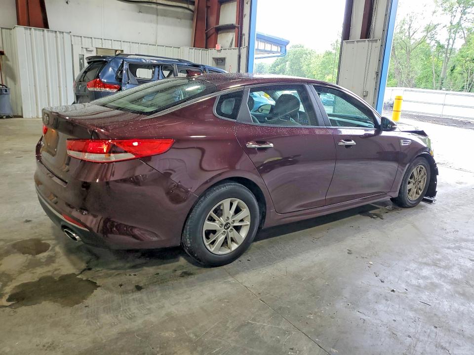 Продаж на аукціоні авто 2017 Kia Optima, vin: 5XXGT4L34HG156720, номер лоту: 57035126