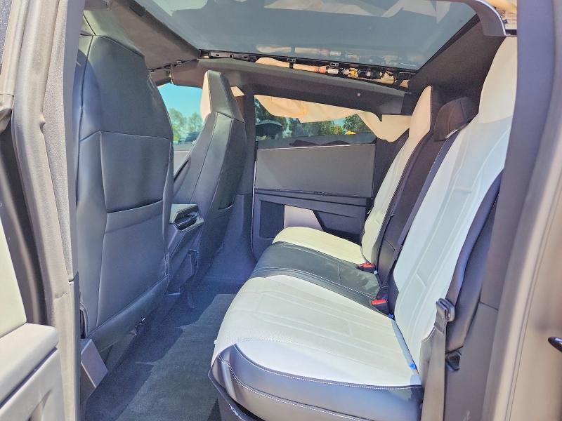 56780016 :رقم المزاد ، 7G2CEGEC2SA080538 vin ، 2025 Tesla Cybertruck مزاد بيع
