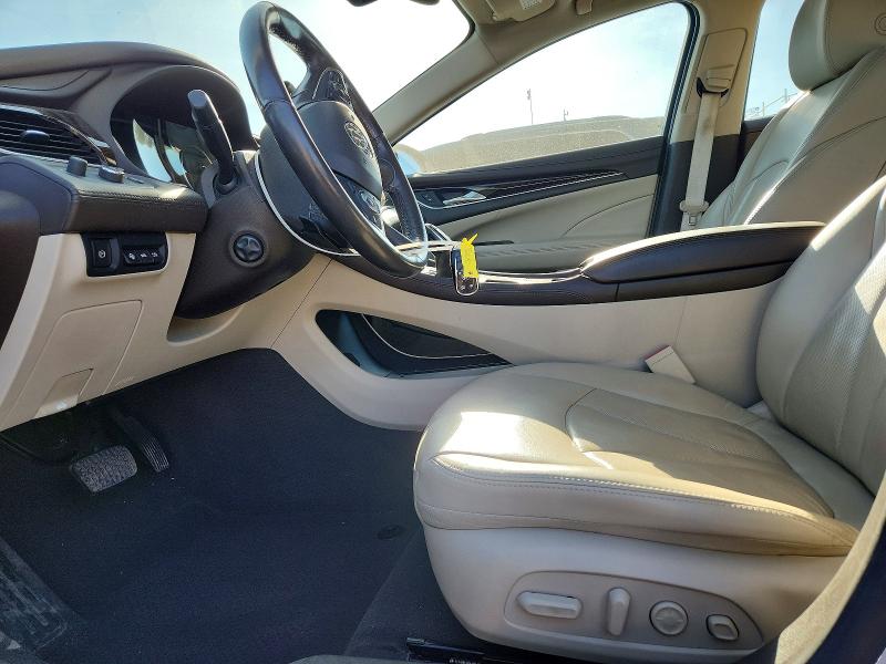 57898956 :رقم المزاد ، 1G4ZR5SS7HU162815 vin ، 2017 Buick Lacrosse مزاد بيع