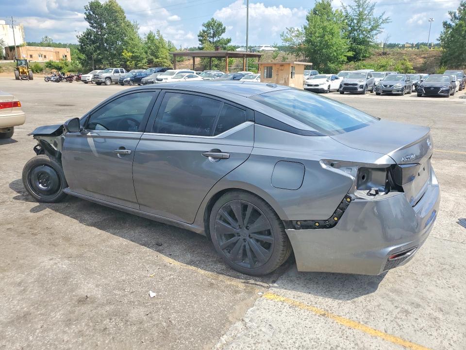 57182926 :رقم المزاد ، 1N4BL4CVXNN387056 vin ، 2022 Nissan Altima مزاد بيع