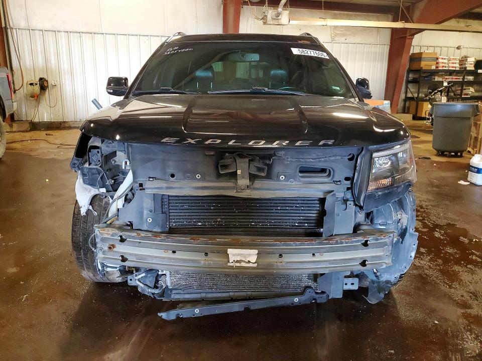 58277606 :رقم المزاد ، 1FM5K8GT3HGA80620 vin ، 2017 Ford Explorer مزاد بيع