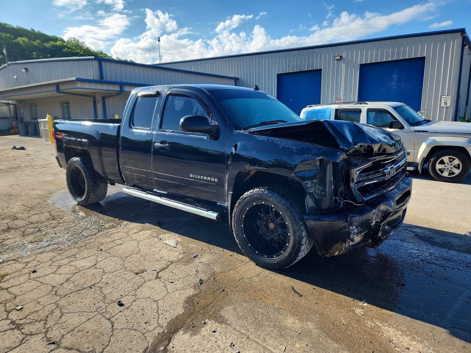 55000546 :رقم المزاد ، 1GCRKSE75DZ224921 vin ، 2013 Chevrolet Silverado مزاد بيع