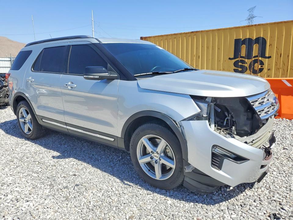 57075176 :رقم المزاد ، 1FM5K7D80JGB79685 vin ، 2018 Ford Explorer مزاد بيع