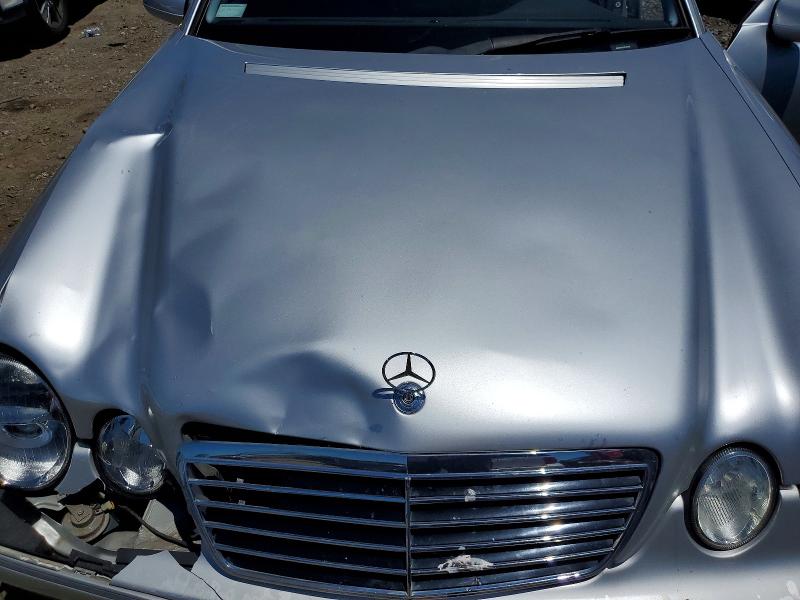 2000 Mercedes-benz E მანქანა იყიდება აუქციონზე, vin: WDBJF65J5YB157898, აუქციონის ნომერი: 55722556