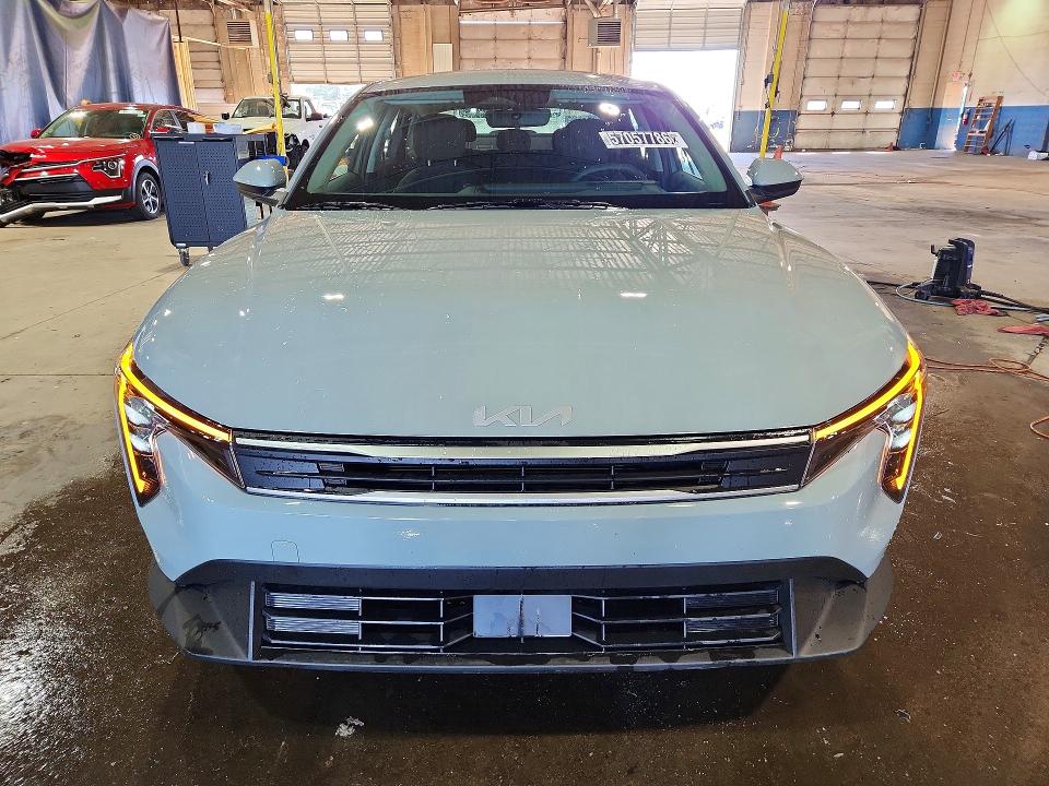 2026 Kia K4 მანქანა იყიდება აუქციონზე, vin: 3KPFT4DE9TE321013, აუქციონის ნომერი: 57057786