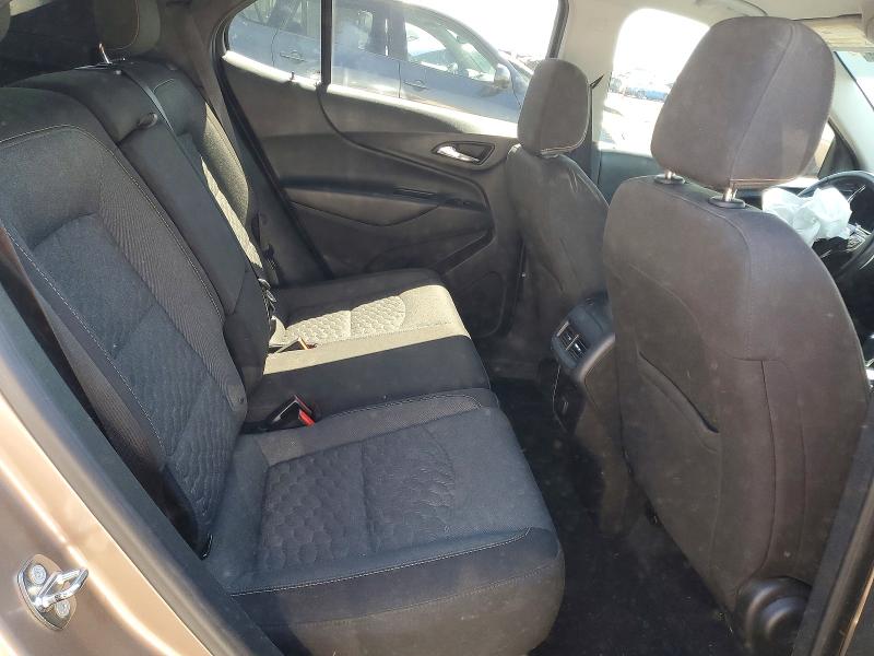 Продажа на аукционе авто 2018 Chevrolet Equinox, vin: 2GNAXKEX2J6172984, номер лота: 57601026