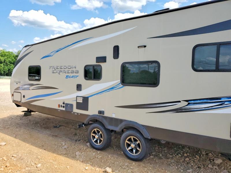 Продажа на аукционе авто 2017 Forester Recreational Vehicle (rv), vin: 5ZT2FESB6HA025699, номер лота: 57961036