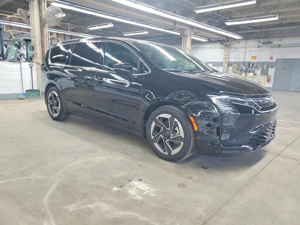 Продаж на аукціоні авто 2027 Chrysler Pacifica, vin: 2C4RC1GG4VR554050, номер лоту: 57472526