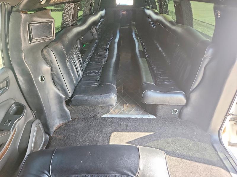 58441956 :رقم المزاد ، 1GNSCJKC0FR139800 vin ، 2015 Chevrolet Suburban مزاد بيع