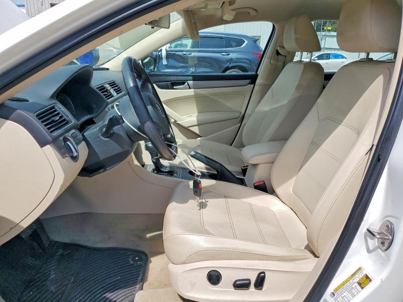 2015 Volkswagen Passat მანქანა იყიდება აუქციონზე, vin: 1VWAS7A39FC085196, აუქციონის ნომერი: 56422406