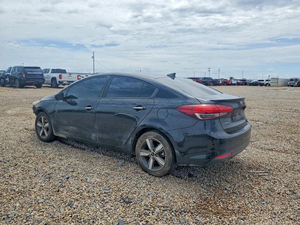 2018 Kia Forte მანქანა იყიდება აუქციონზე, vin: 3KPFL4A74JE226409, აუქციონის ნომერი: 56040136