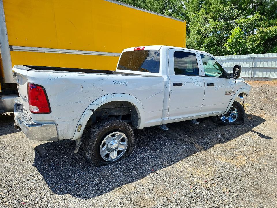 57343956 :رقم المزاد ، 3C6UR5CL2HG516689 vin ، 2017 Ram 2500 مزاد بيع
