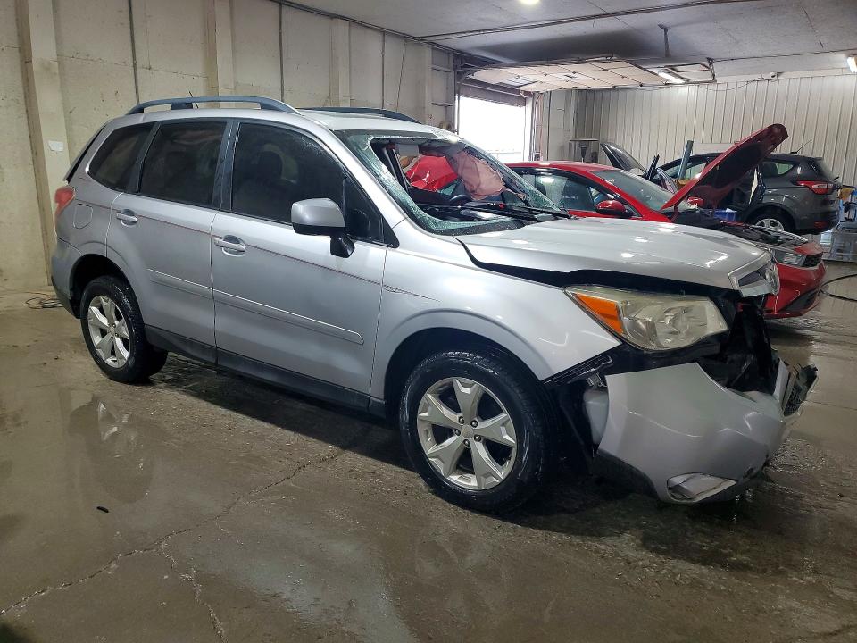 2014 Subaru Forester მანქანა იყიდება აუქციონზე, vin: JF2SJAEC4EH448010, აუქციონის ნომერი: 56104806