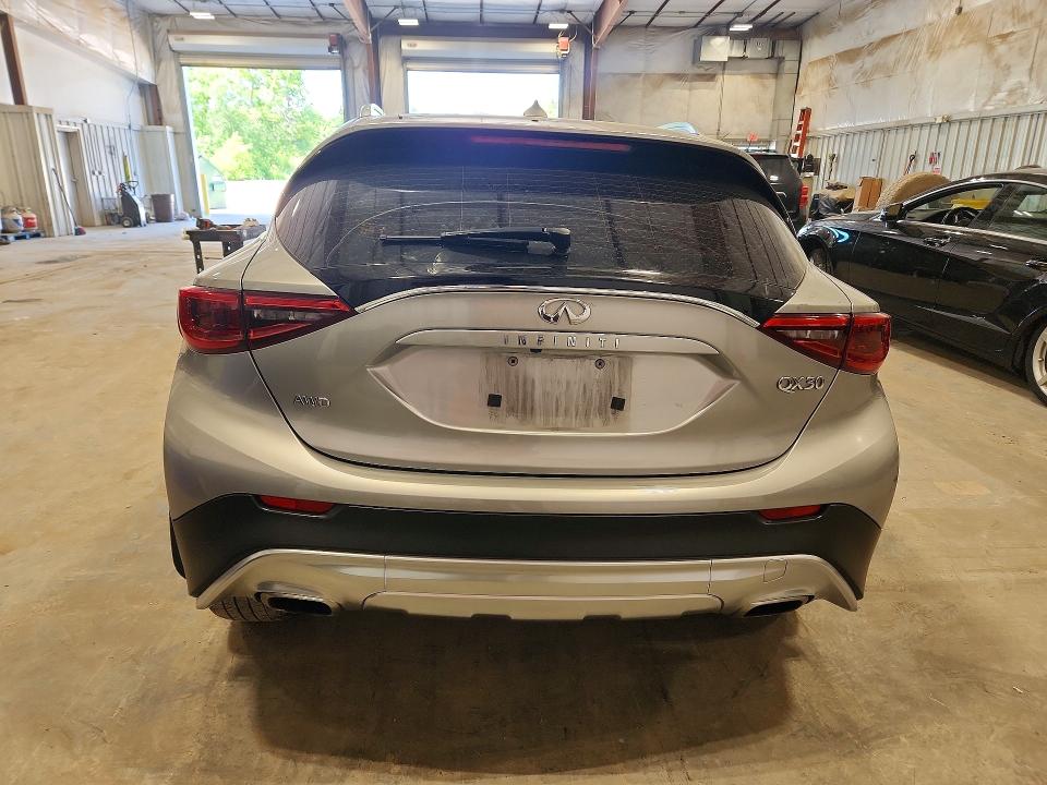 56496366 :رقم المزاد ، SJKCH5CR1HA024646 vin ، 2017 Infiniti Qx30 مزاد بيع