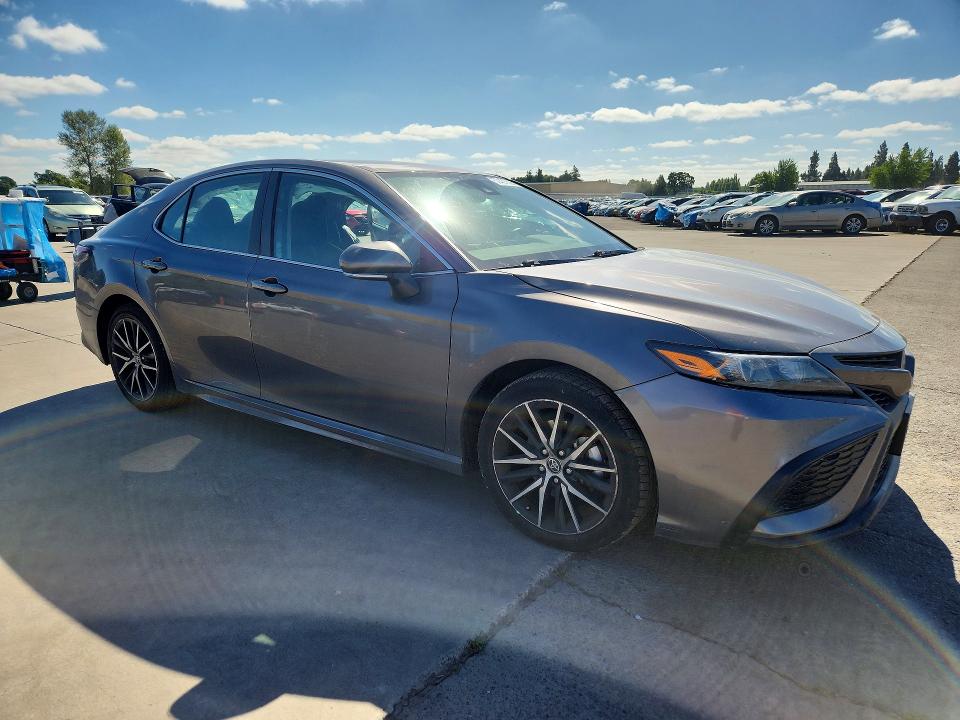 Продаж на аукціоні авто 2023 Toyota Camry, vin: 4T1G11AK7PU814114, номер лоту: 57437526