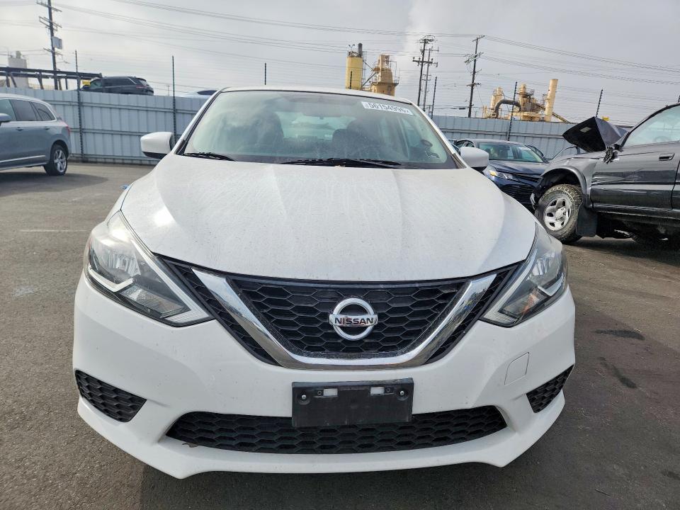 56154996 :رقم المزاد ، 3N1AB7AP9HY379393 vin ، 2017 Nissan Sentra مزاد بيع