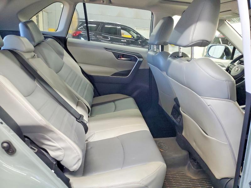 Продажа на аукционе авто 2022 Toyota Rav4, vin: JTMC1RFV0ND086217, номер лота: 56419016