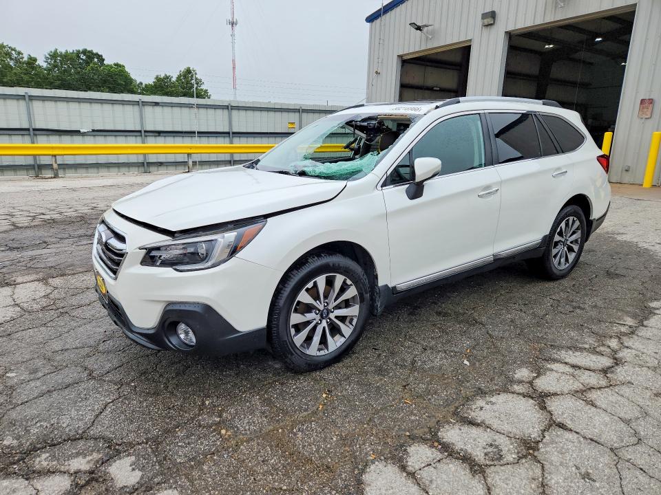 Auction sale of the 2019 Subaru Outback, vin: 4S4BSATC4K3239952, lot number: 58216966
