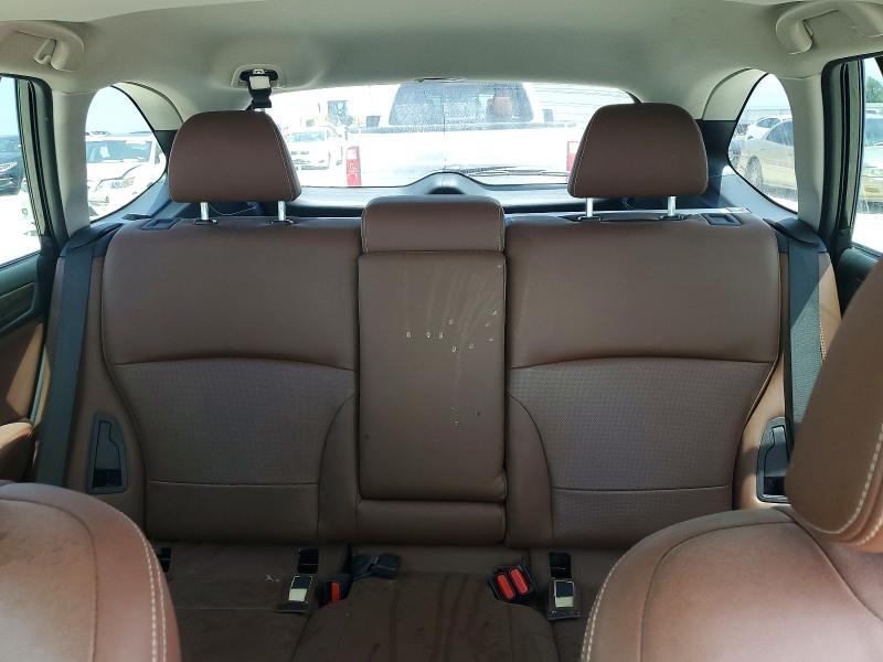 55531656 :رقم المزاد ، 4S4BSETC6J3304290 vin ، 2018 Subaru Outback مزاد بيع
