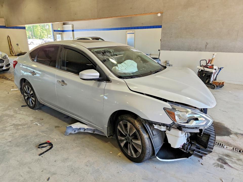 55735346 :رقم المزاد ، 3N1AB7AP5KY361559 vin ، 2019 Nissan Sentra مزاد بيع