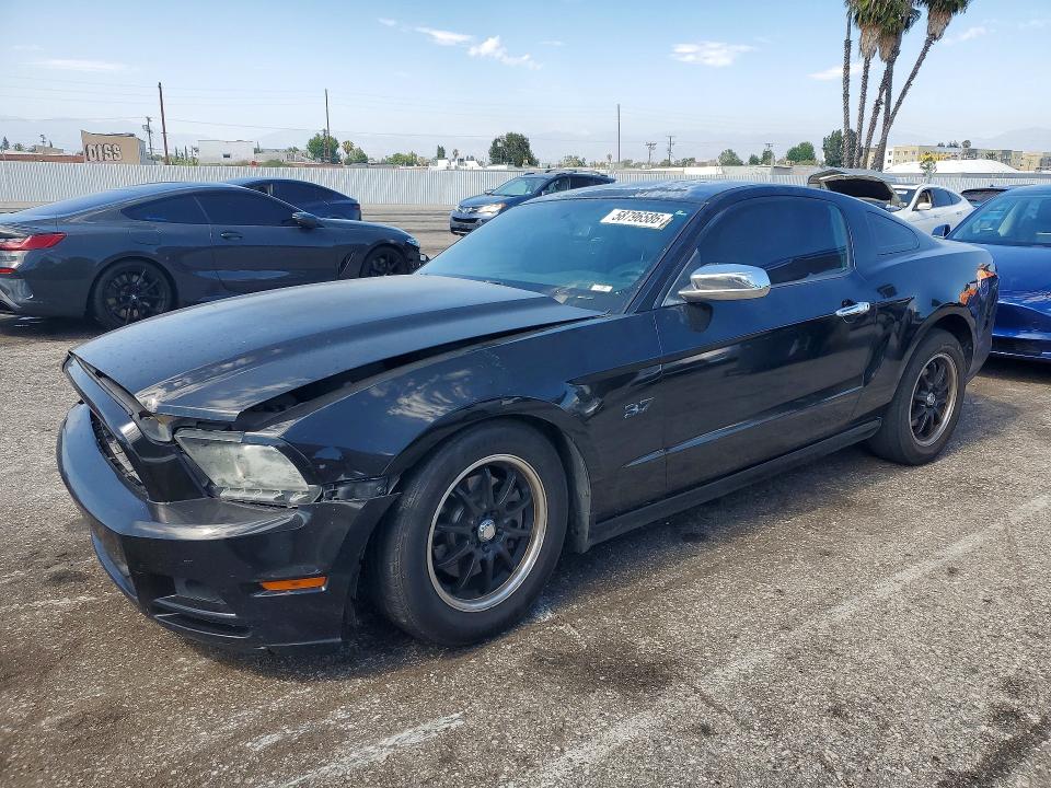 58796586 :رقم المزاد ، 1ZVBP8AM2E5321517 vin ، 2014 Ford Mustang مزاد بيع