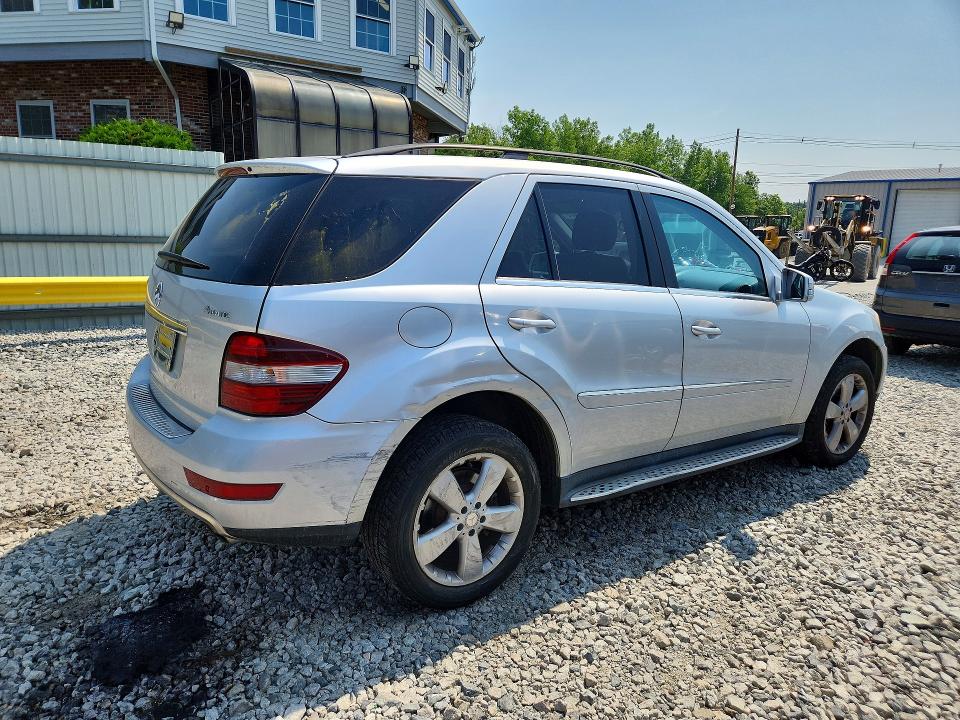 85791605 :رقم المزاد ، 4JGBB8GB1BA627808 vin ، 2011 Mercedes-benz Ml مزاد بيع