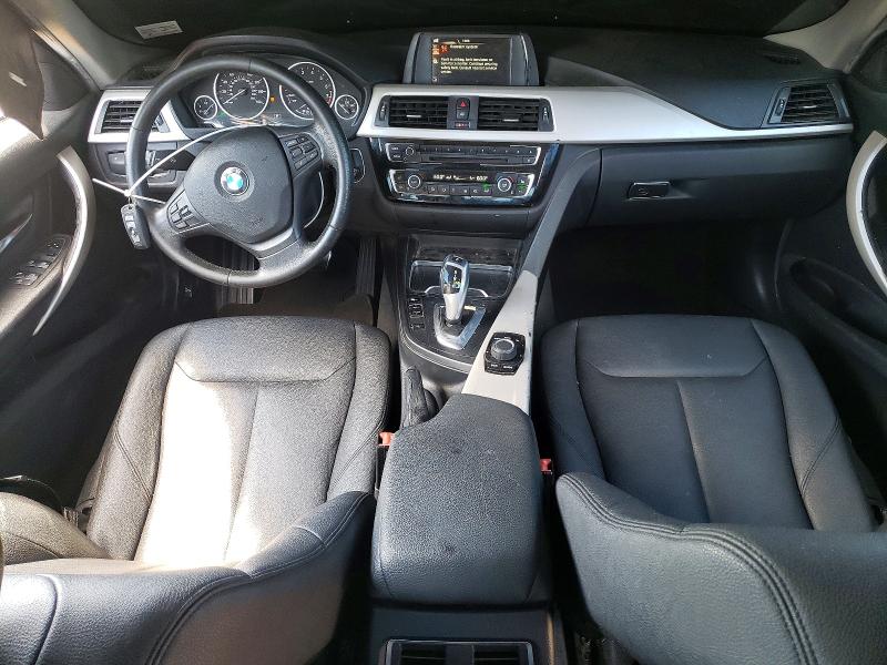 55790696 :رقم المزاد ، WBA8A3C30HK692958 vin ، 2017 Bmw 320 مزاد بيع