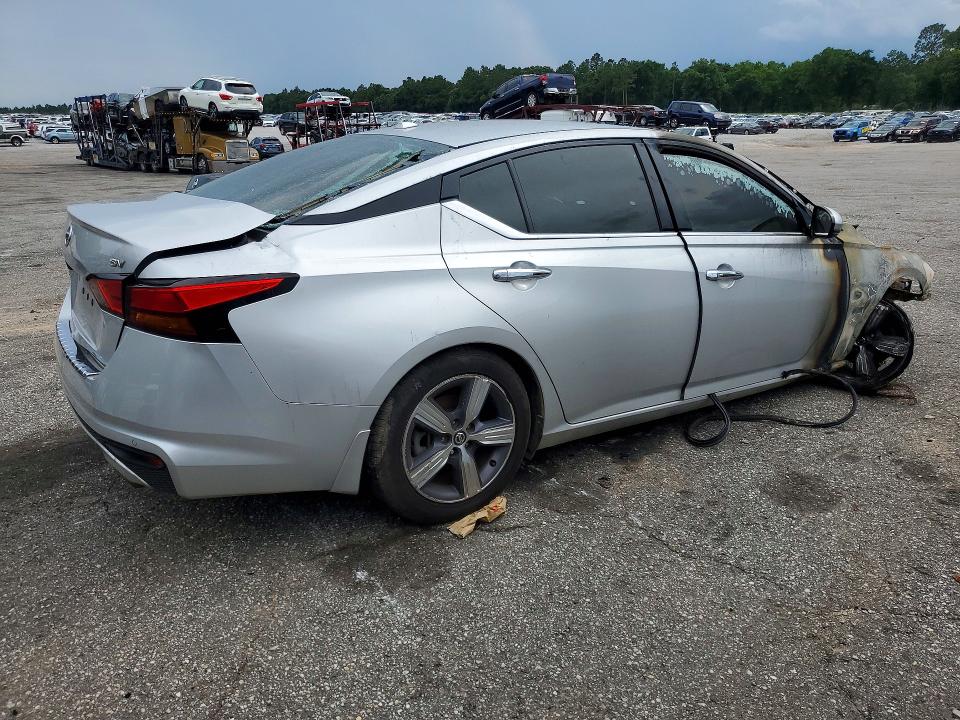 55512616 :رقم المزاد ، 1N4BL4DVXLC275168 vin ، 2020 Nissan Altima مزاد بيع