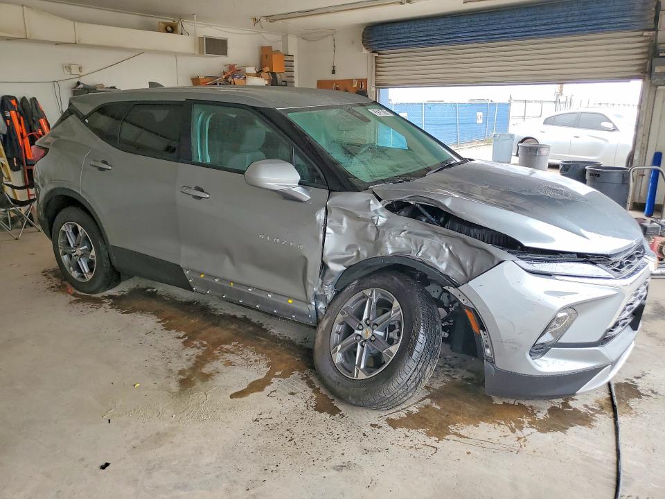 Продажа на аукционе авто 2026 Chevrolet Blazer, vin: 3GNKBCR41TS144526, номер лота: 57354116