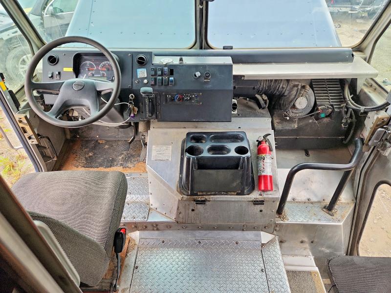 Продаж на аукціоні авто 2021 Freightliner Chassis, vin: 4UZAC2EA6MCML0799, номер лоту: 58823836