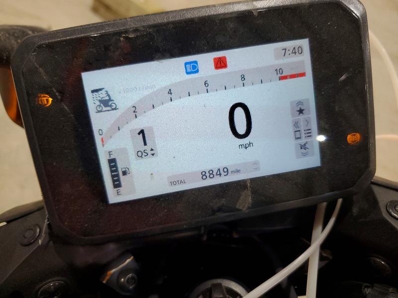 2025 Honda Cb750 მანქანა იყიდება აუქციონზე, vin: JH2RH2407SK001666, აუქციონის ნომერი: 55882086