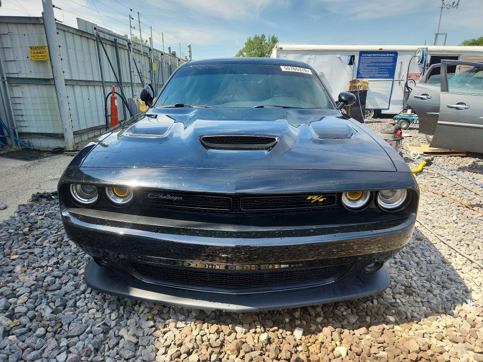 55765376 :رقم المزاد ، 2C3CDZFJ8LH176191 vin ، 2020 Dodge Challenger مزاد بيع
