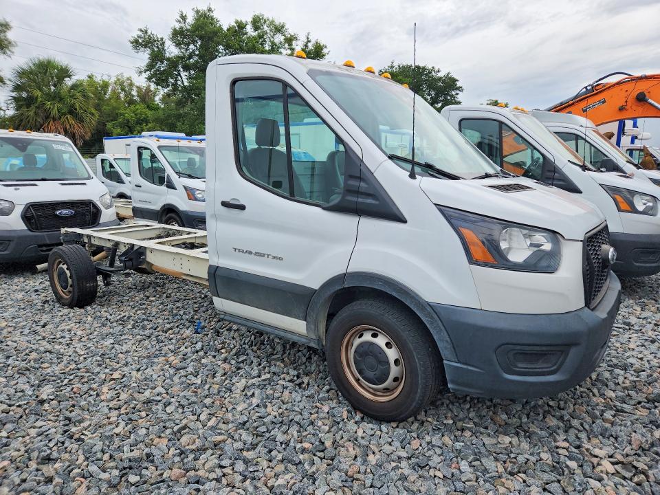 55571836 :رقم المزاد ، 1FDBW5Z84NKA01589 vin ، 2022 Ford Transit مزاد بيع