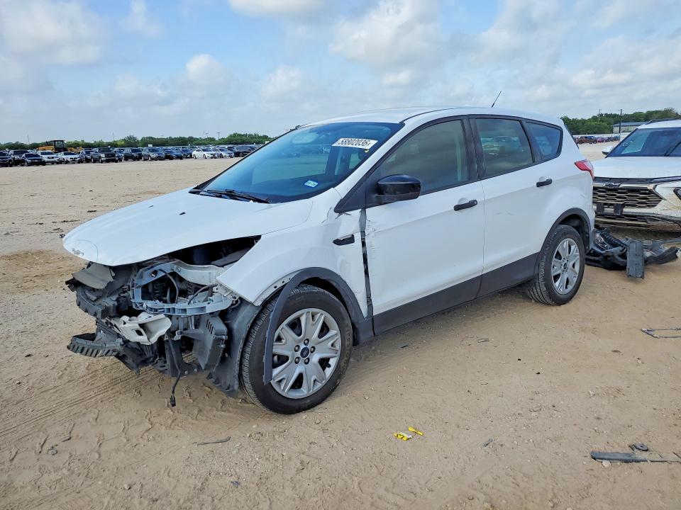 58802036 :رقم المزاد ، 1FMCU0F70GUC41500 vin ، 2016 Ford Escape مزاد بيع
