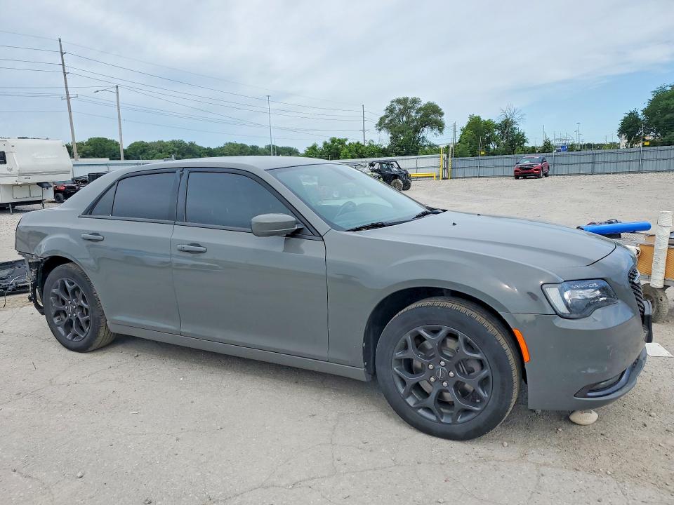 Продажа на аукционе авто 2019 Chrysler 300, vin: 2C3CCAGG2KH610658, номер лота: 58909386