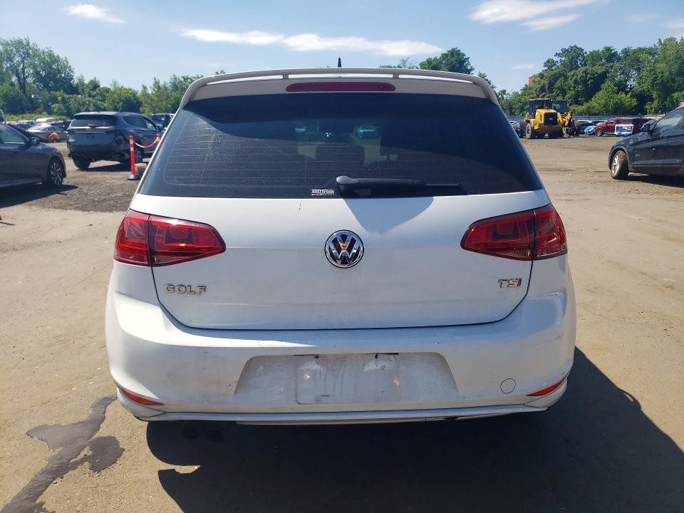 55819016 :رقم المزاد ، 3VW217AU8FM008110 vin ، 2015 Volkswagen Golf مزاد بيع