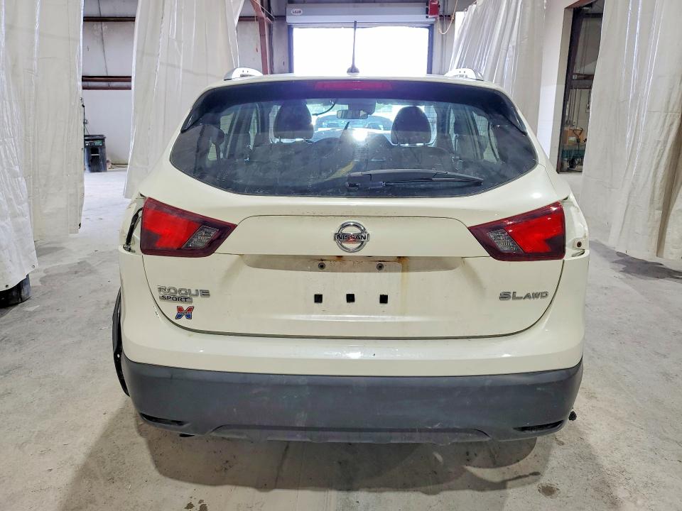 2018 Nissan Rogue Sport მანქანა იყიდება აუქციონზე, vin: JN1BJ1CR2JW600218, აუქციონის ნომერი: 58494846
