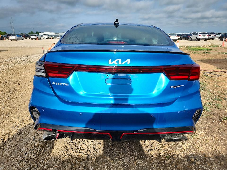 55769036 :رقم المزاد ، 3KPF44AC7PE618335 vin ، 2023 Kia Forte مزاد بيع