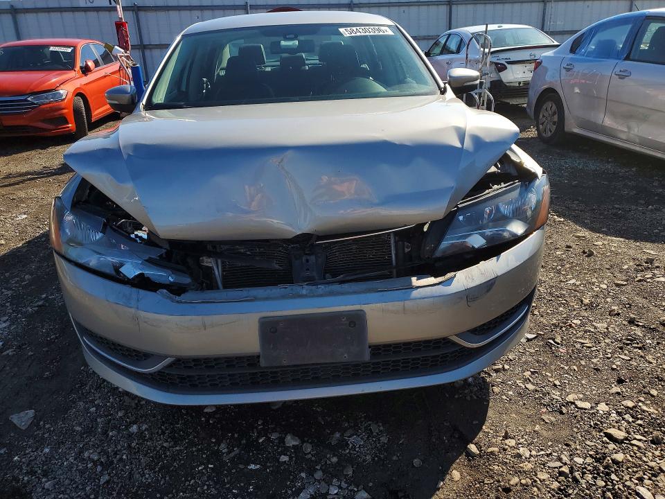58430396 :رقم المزاد ، 1VWBT7A39EC055051 vin ، 2014 Volkswagen Passat مزاد بيع