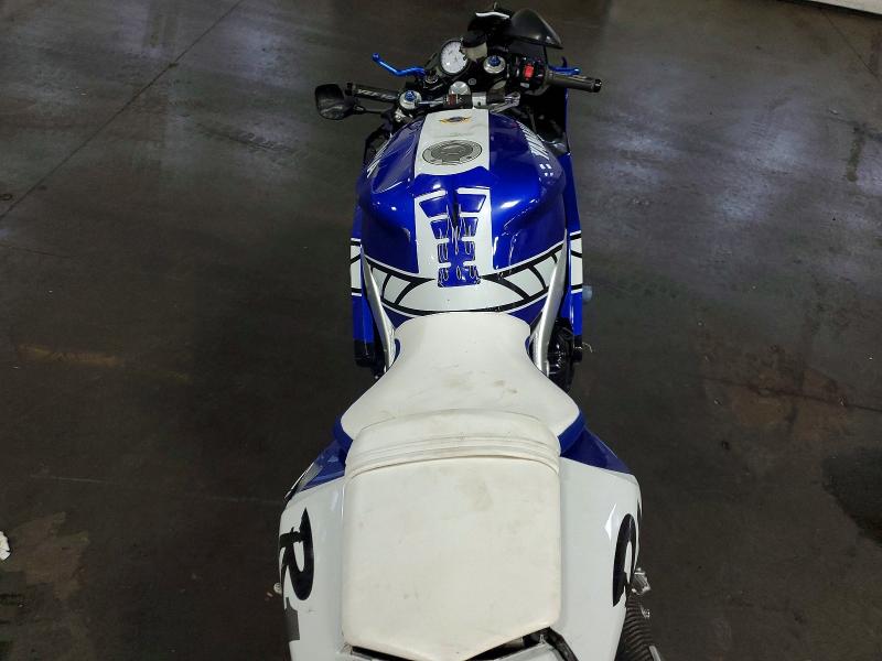 2001 Yamaha Yzfr1 მანქანა იყიდება აუქციონზე, vin: JYARN05E41A010843, აუქციონის ნომერი: 57772766
