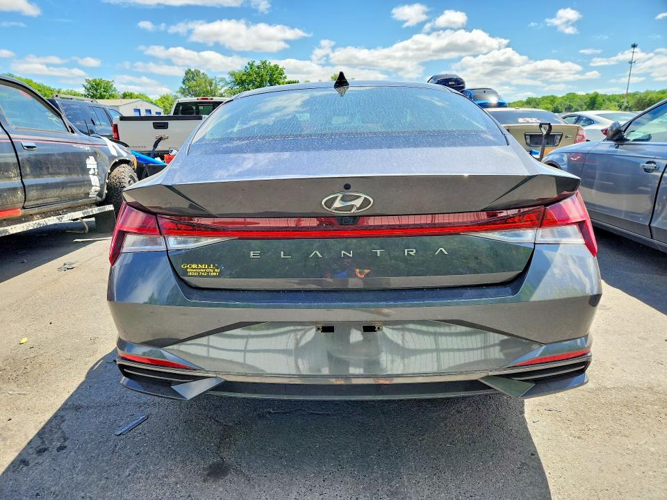 Продажа на аукционе авто 2022 Hyundai Elantra, vin: 5NPLN4AG1NH074443, номер лота: 56436526