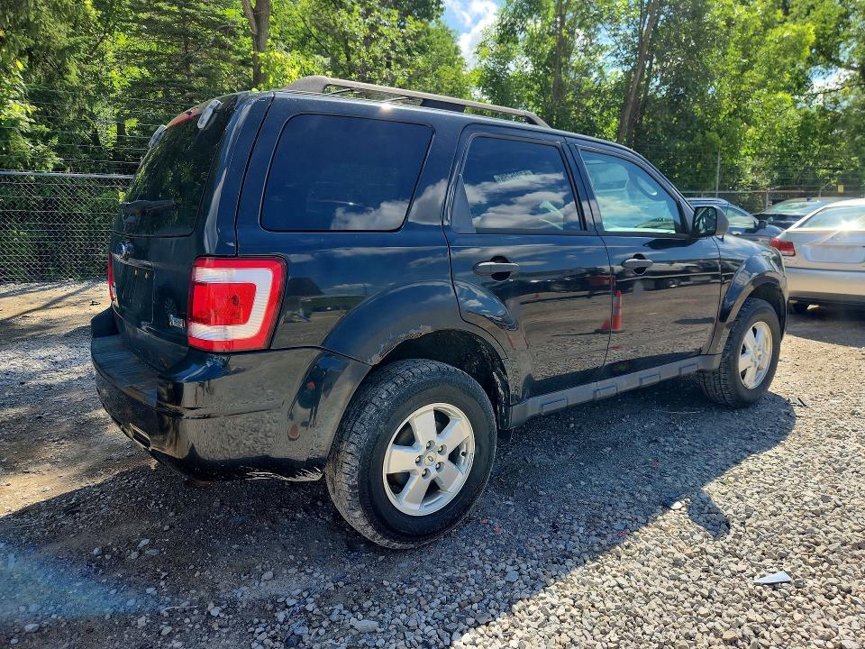 Продажа на аукционе авто 2011 Ford Escape, vin: 1FMCU0DG3BKA79899, номер лота: 57905796