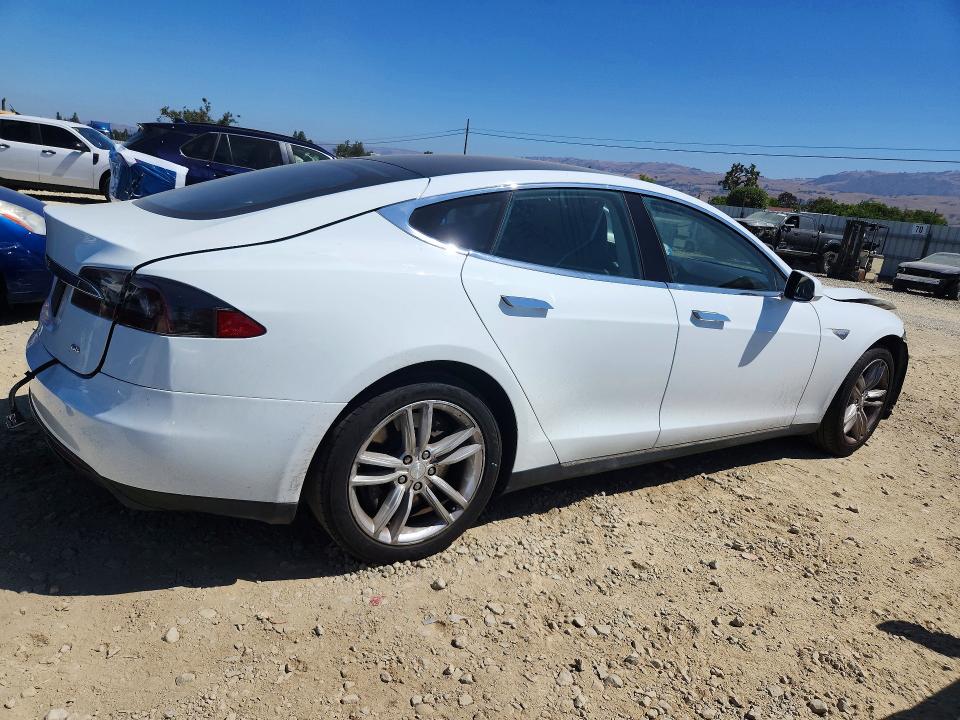 2013 Tesla Model S მანქანა იყიდება აუქციონზე, vin: 5YJSA1CG7DFP07530, აუქციონის ნომერი: 58486496