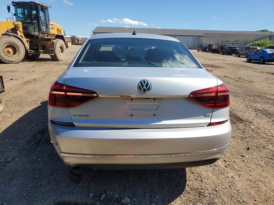 57118516 :رقم المزاد ، 1VWAT7A32HC057854 vin ، 2017 Volkswagen Passat مزاد بيع