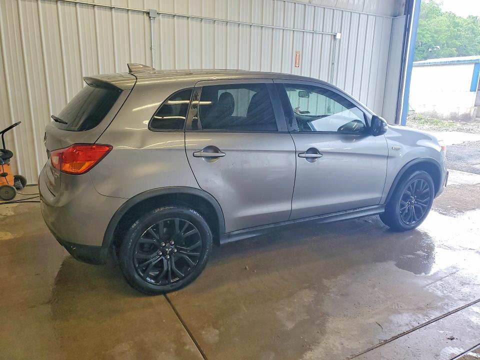 56164006 :رقم المزاد ، JA4AR3AU1HZ038948 vin ، 2017 Mitsubishi Outlander Sport مزاد بيع