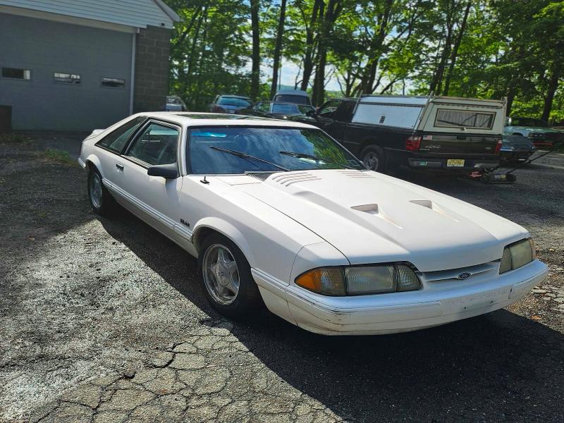 56314766 :رقم المزاد ، 1FACP41E2LF225196 vin ، 1990 Ford Mustang مزاد بيع