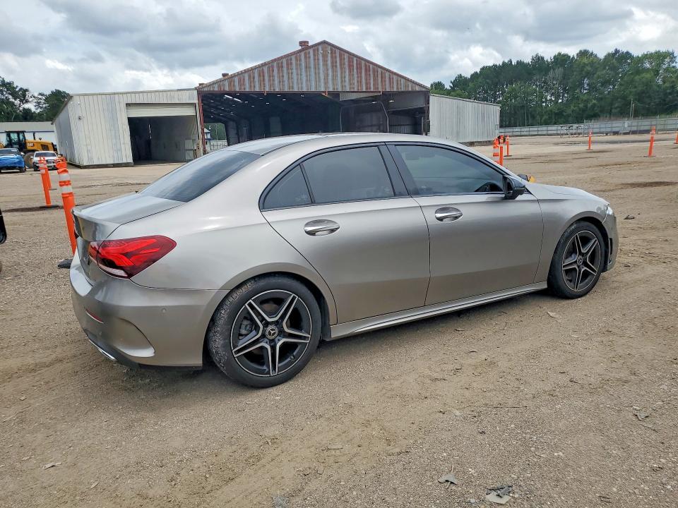 Продажа на аукционе авто 2019 Mercedes-benz A, vin: WDD3G4EB4KW019201, номер лота: 56682636
