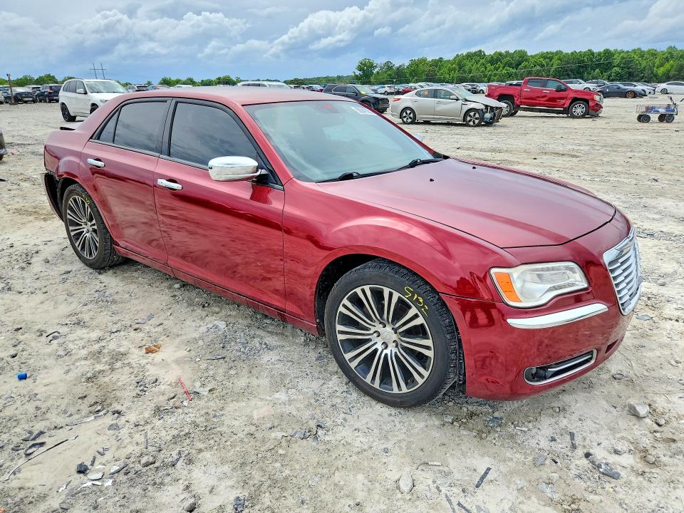 2014 Chrysler 300 მანქანა იყიდება აუქციონზე, vin: 2C3CCABG0EH328675, აუქციონის ნომერი: 55541366